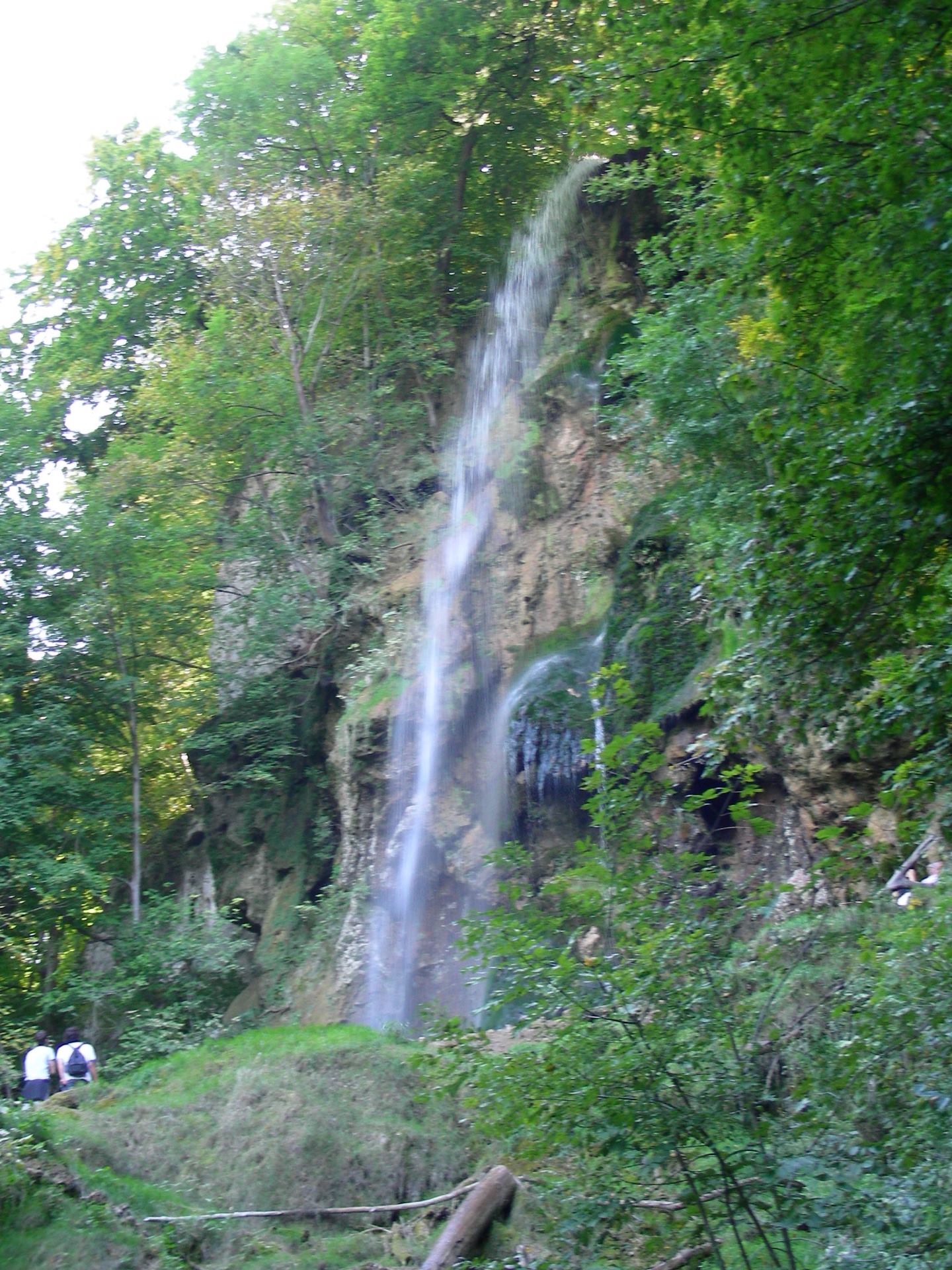 Großer Wasserfall